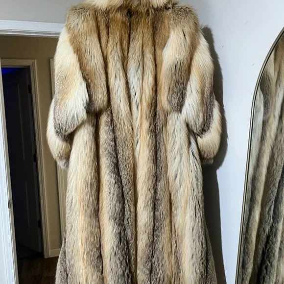 Gold isle fox long - Picture 3 of 3